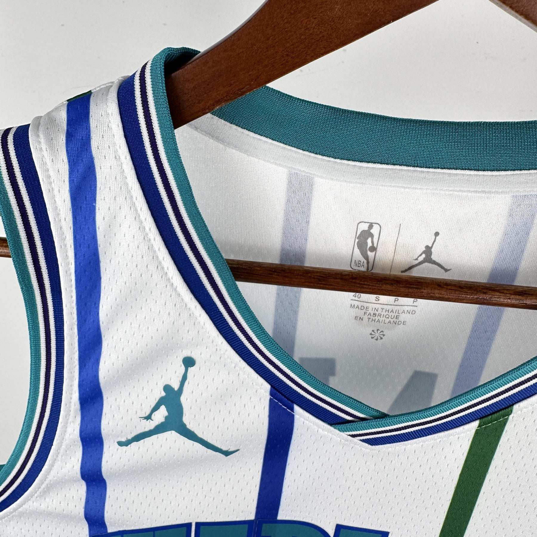 Regata NBA Charlotte Hornets - Jordan Classic Edition 2018