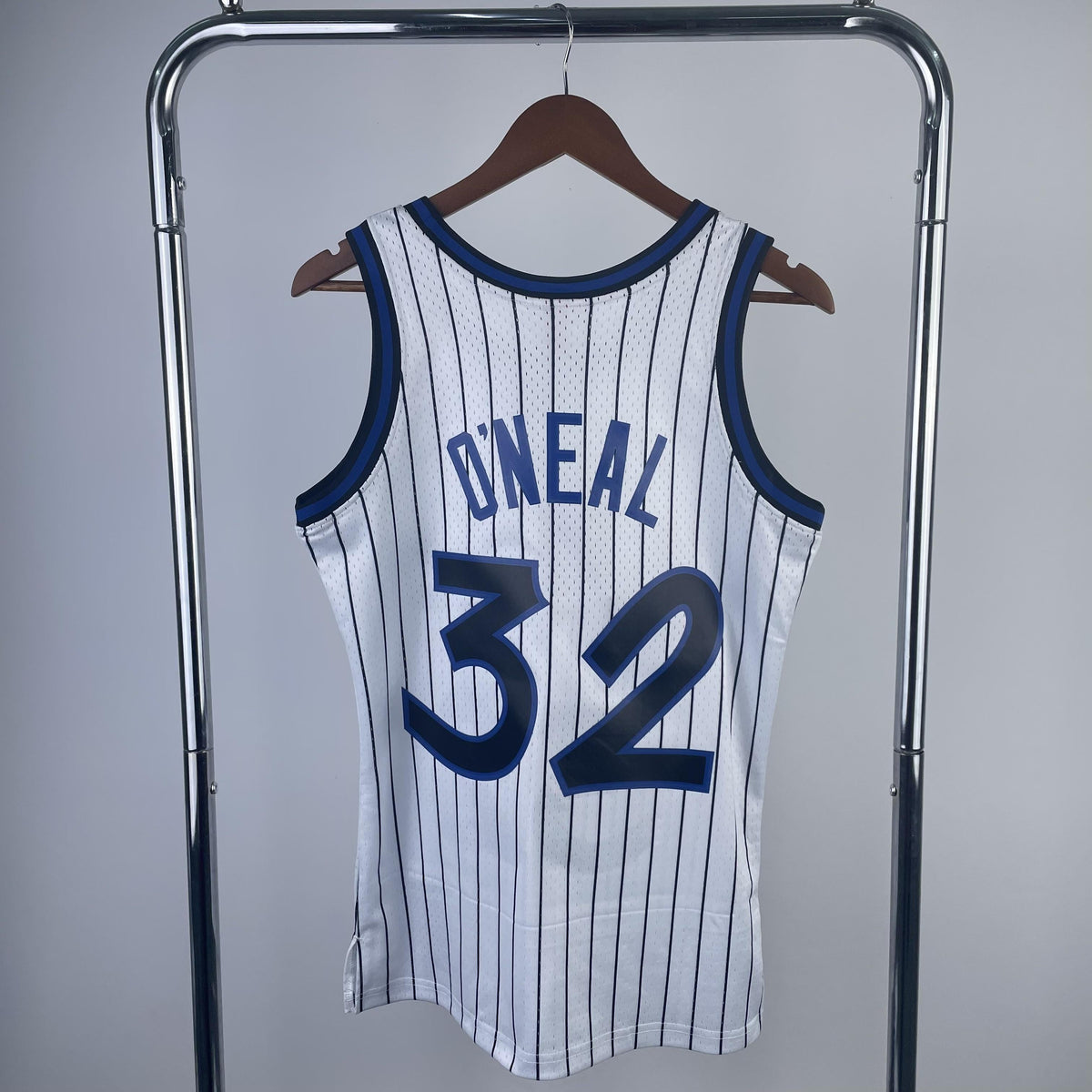 Regata Mitchell & Ness Orlando Magic Shaquille O'Neal 1994-1995 Branca